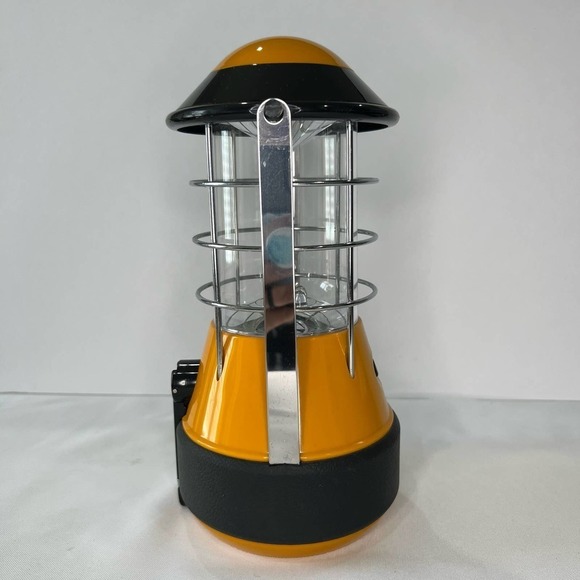 Emergency Working Windup Crank Up Retro Camping Outdoor Children Lantern - Picture 3 of 6